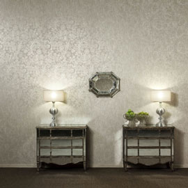 Raumbild Wohnzimmer mit Luxus Tapeten Barock Stil mit Silber metallic Schimmer