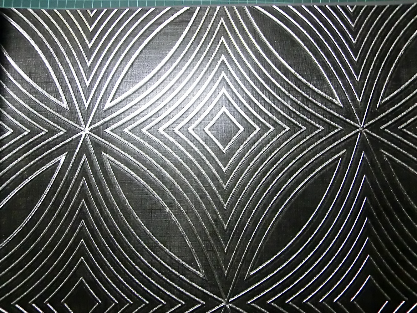 Metall Tapete silber weiss duneklgrau schwarz aus Berlin online kaufen